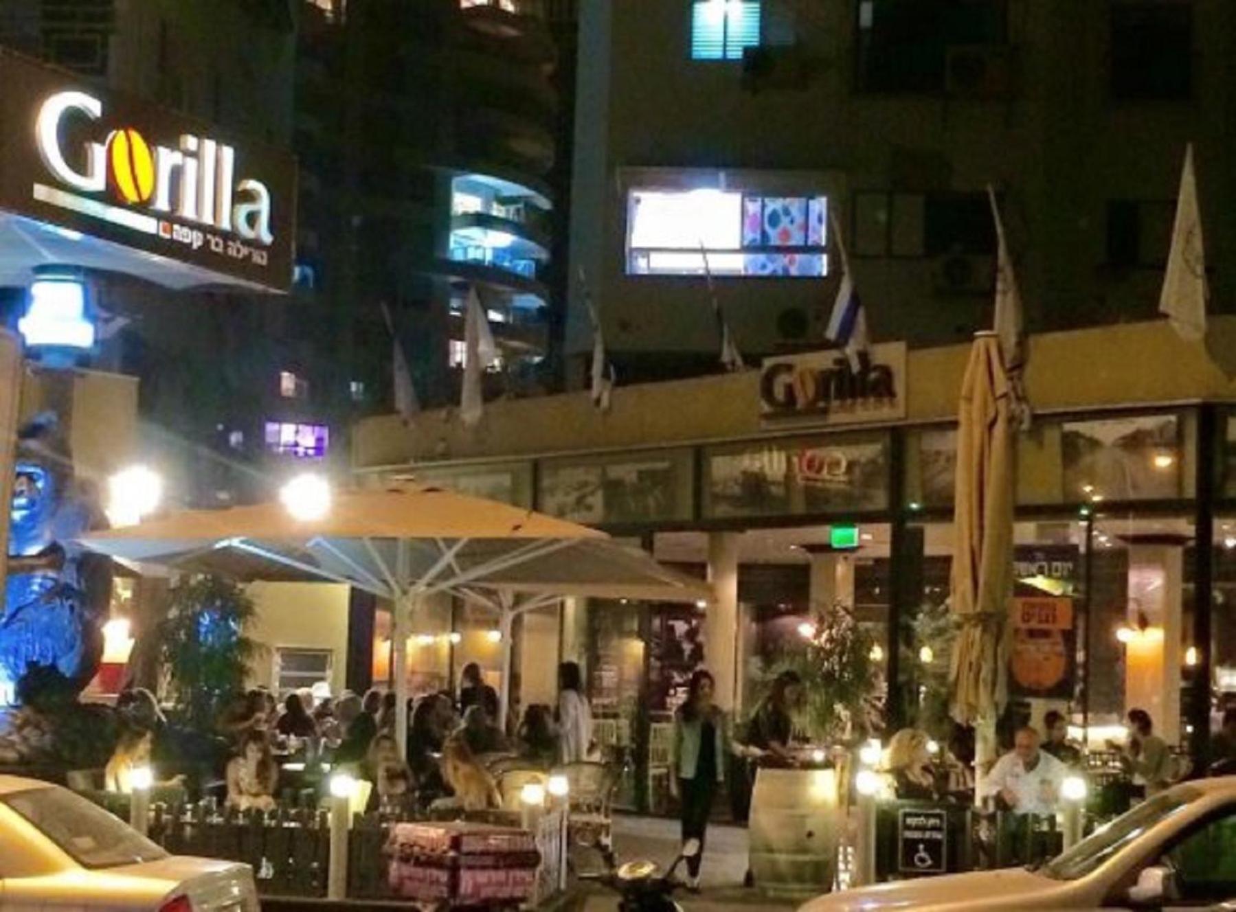 Spat Beach Bat Yam Exterior photo