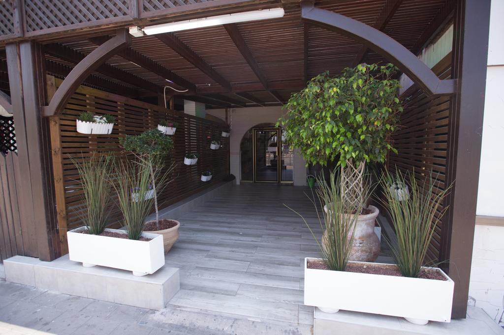 Spat Beach Bat Yam Exterior photo