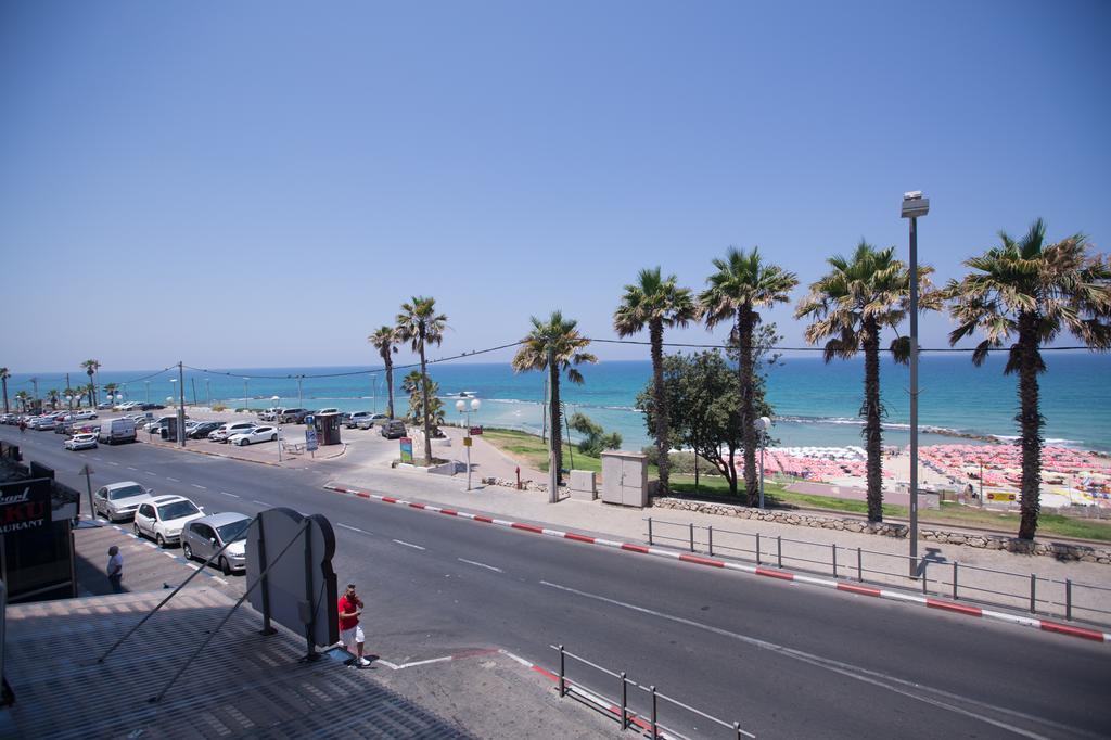 Spat Beach Bat Yam Exterior photo
